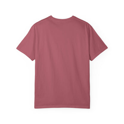 Sometimes Mom Happens – Comfy Graphic Tee