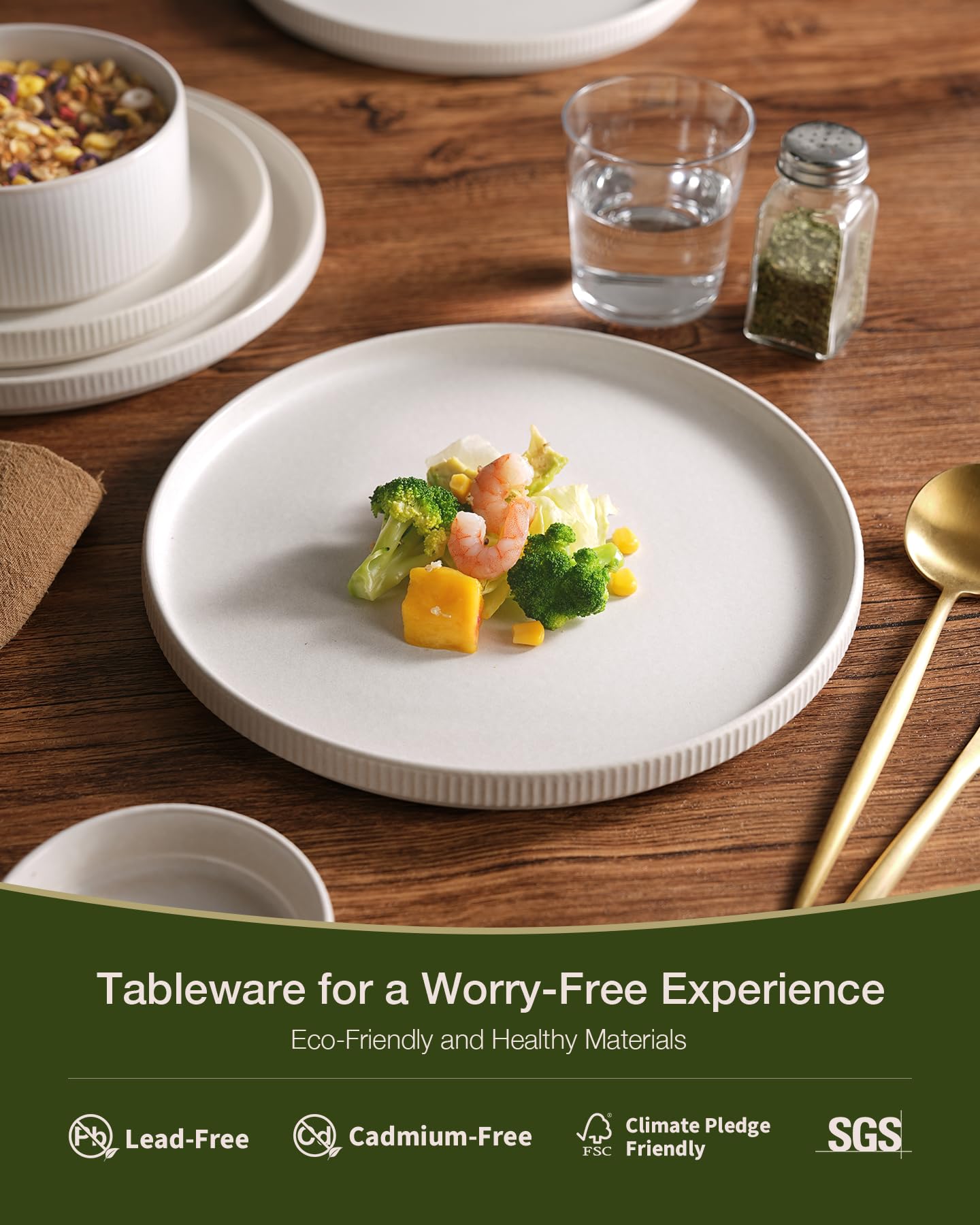 famiware Star Dinnerware Sets, Plates and Bowls Set for 4, 12 Pieces Ribbed Dishes - Chip and Scratch Resistant, Microwave and Dishwasher Safe Tableware, Matte White